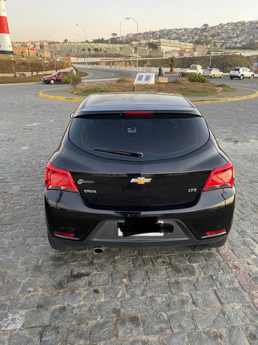 Imagen 5 de 25 de Chevrolet Onix Ltz 1.4 2019