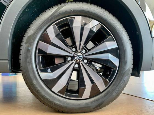 Volkswagen T-Cross 1.0 200 TSI TOTAL FLEX AUTOMÁTICO