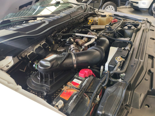 2019 F-350 Cab Sencilla Diesel 4x2 Plataforma