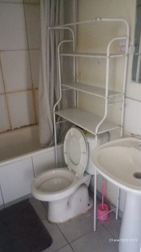 Vendo Cómodo Departamento En Condominio, Buena Conectividad.