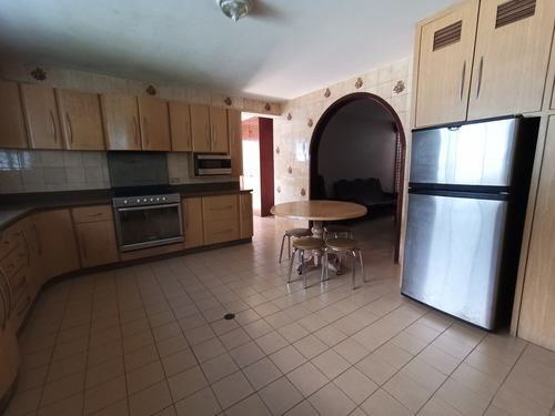 Imagen 11 de 14 de Se Vende Casa En Urb. Miranda De 640 Mts