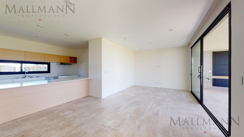 Venta Casa La Calesa Pilará, 4 Habitaciones