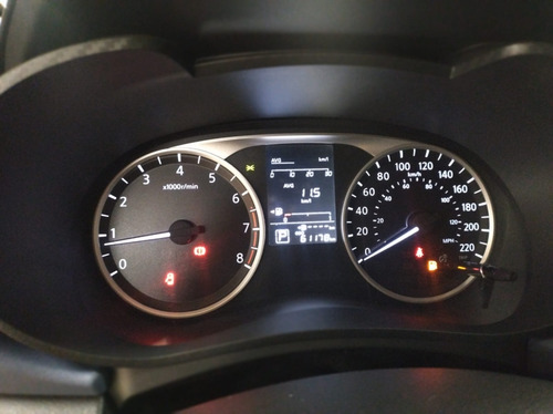 Nissan Versa 1.6 16V FLEX SENSE XTRONIC