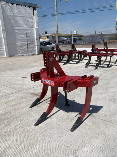 Subsuelo Agrícola Famaq 3 Puntas Para Tractor