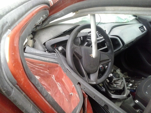 Imagem 9 de 9 de Sucata De Gm Onix 2013 Motor Câmbio Peças