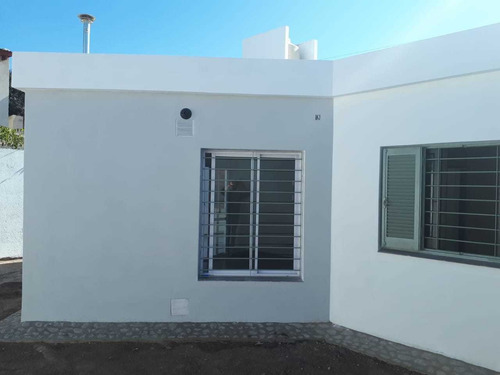 Imagen 3 de 12 de Los Paraisos - Lope De Vega 1435 - Casa En Venta