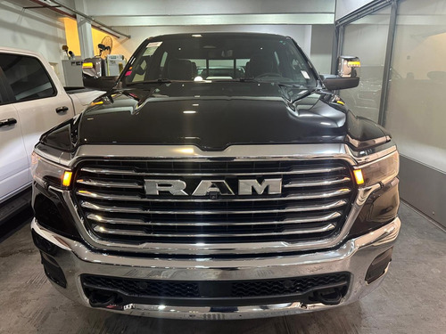 RAM 1500 3.0 Laramie 4X4 At8