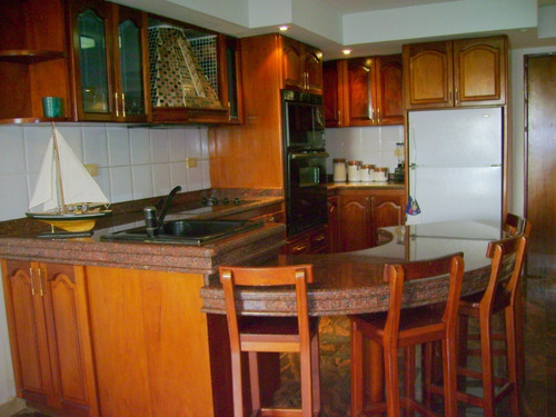 Imagen 6 de 14 de Lindo Apartamento Cerca De Playas Y Centros Comerciales Inf:04166069021