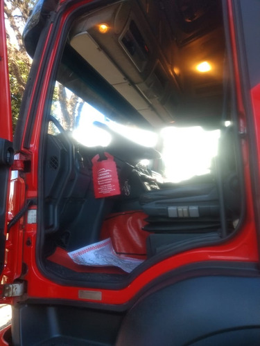 Imagem 7 de 9 de Iveco 440 - Cavalo Mecânico - 6x2