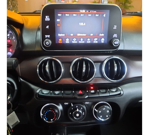 Fiat Cronos 1.8 E.TORQ FLEX PRECISION AT6