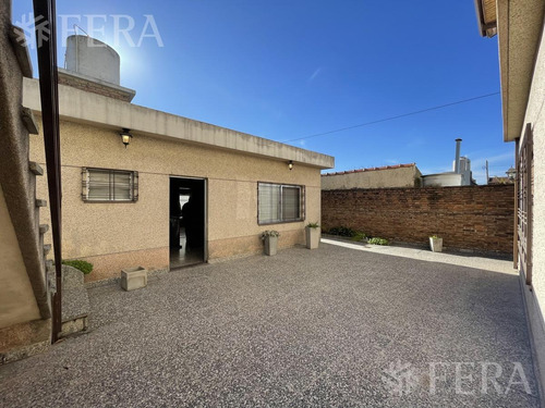 Imagen 12 de 21 de Venta De Casa 5 Ambientes En Quilmes (13691)