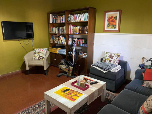 Imagen 3 de 23 de Casa 2 Plantas 5 Ambientes.