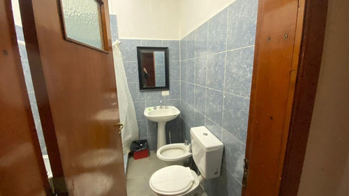 Casa + Dos Dptos Barrio 9 De Julio
