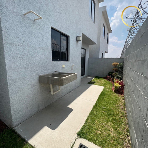 Residencia Con Terraza 3 Habitaciones Ubicacion Pachuca