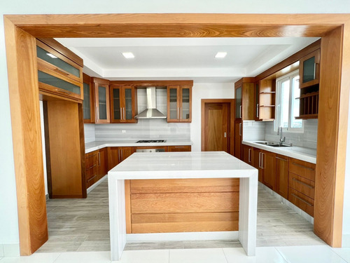 Apartamento De Alquiler - Rincon Largo - Santiago