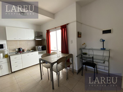 Imagen 9 de 14 de Departamento En Alquiler - Pilar