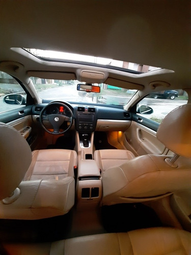 Imagen 8 de 10 de Volkswagen Vento 2.0 T Fsi Elegance Wood Dsg 2007