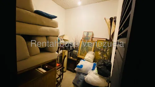 Apto Alquiler Los Naranjos De Las Mercedes. Codigo: 25-18428 Cm