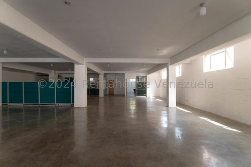 Venta Espectacular Edificio En La Trinidad Ijp