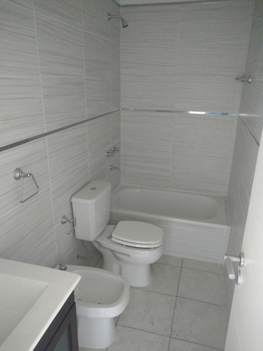 Imagen 8 de 9 de Hermoso Duplex.
