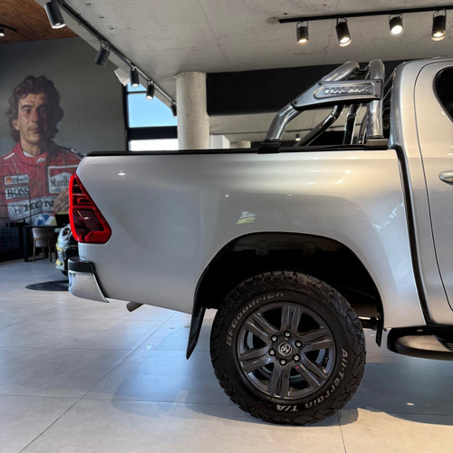 Toyota Hilux Pick-up 2.8 Cd Srv 177cv 4x2