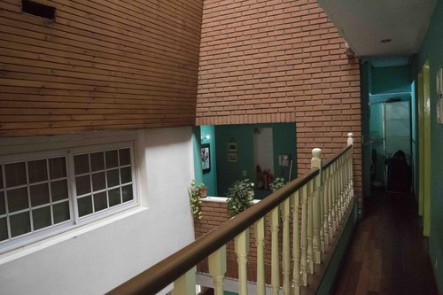 Imagen 13 de 29 de Casa En Venta 5 Ambientes Martinez