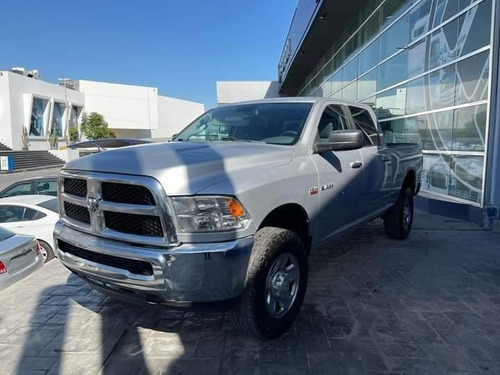 Ram 2500 4x4 Crew Cab Hemi 5.7 Heavy Duty 2015