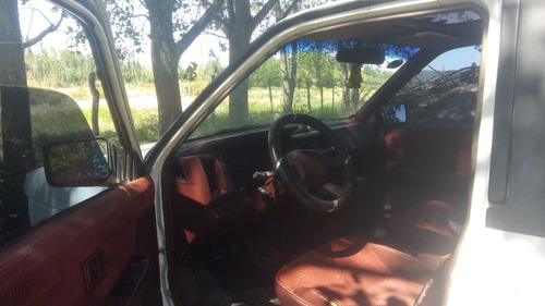 Nissan Pathfinder 1992 3.3