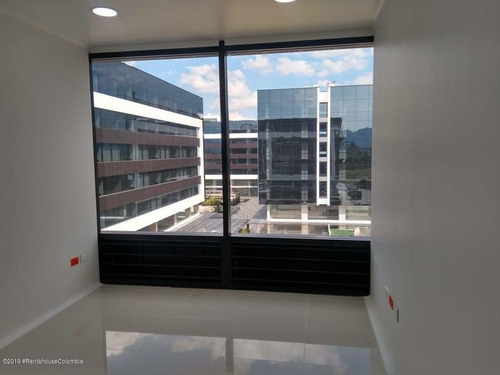 Imagen 8 de 18 de Arrienda Comercial En Calahorra(cajica) C.m 23-88