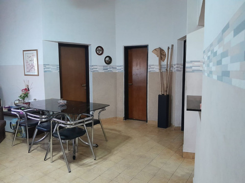 Casa 5 Amb En Venta Monte Castro Hermosa Terraza