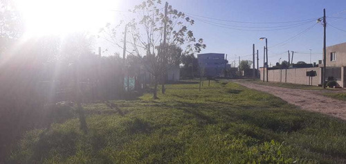 Terreno Con Escritura Cerca De Colectora Zona Oeste***