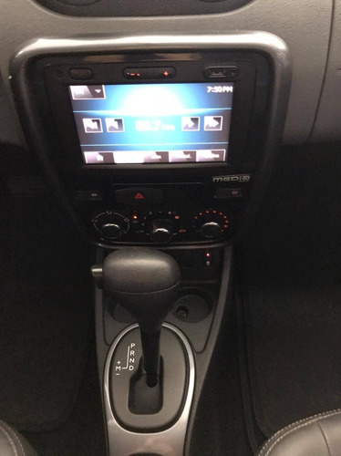 Imagem 6 de 15 de Renault Duster 2.0 Tech Road 4x2 16v Flex 4p Automático