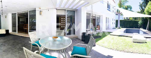 Venta En El Campanario Residencial Y Golf: Seguridad, Lujo Y Comodidad