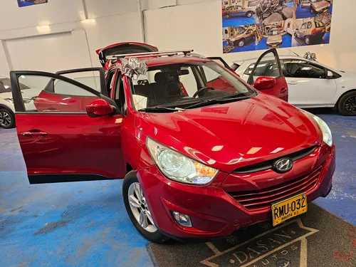 Hyundai TUCSON IX-35 2.0l Crdi 4x2 AUTOMÁTICA