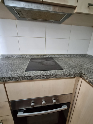 Departamento En Venta De 2 Dorm. San Miguel - Metro Lo Vial