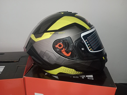 Se Vende Casco Nuevo Marca Nzi