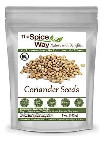 Semillas De Cilantro, Cápsulas De Cardamomo Y Semillas De Co