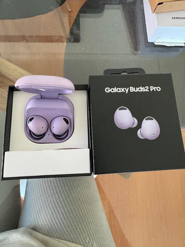 Audífonos Samsung Galaxy Buds2 Pro Púrpura Usado