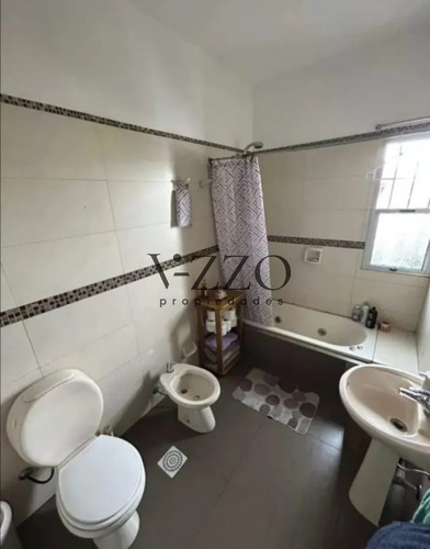Venta De Lujoso Apartamento De 3 Dormitorios En El Centro
