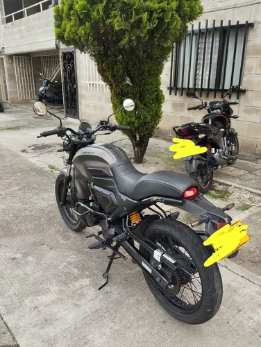 Bomber 150 Edicion Especial Modelo 2023