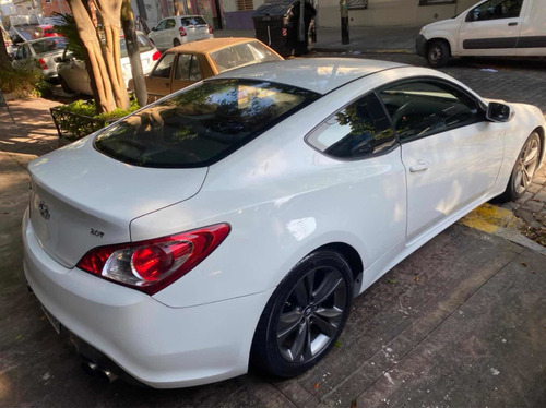 Hyundai Genesis 2.0 Coupe T 210cv Mt 2012
