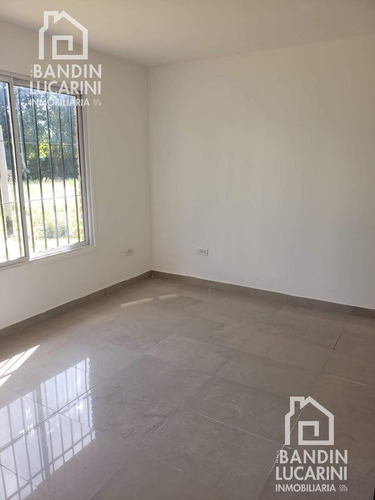 Casa A Estrenar En Barrio Cerrado Sin Expensas El Relincho Bosques Souriguez Sobre Lote De 600 M2.