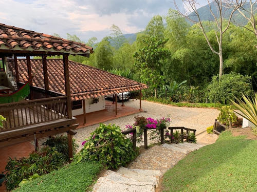 Espectacular Finca En Venecia Antioquia