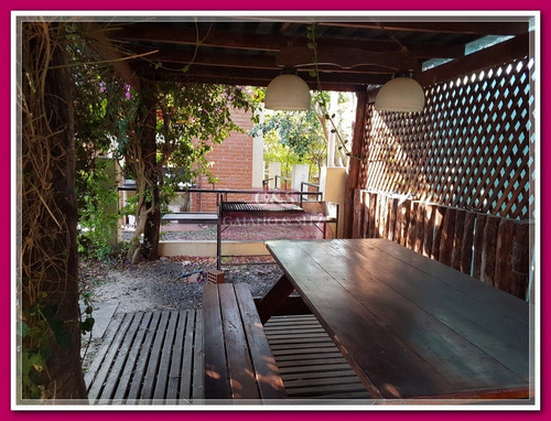 Imagen 2 de 9 de Casa En Venta Rincón Santa María Ituzaingó