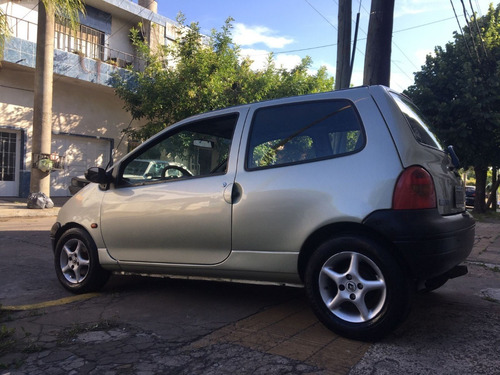 Imagen 9 de 20 de Twingo 2000 Imprecable 1.2 Authentique