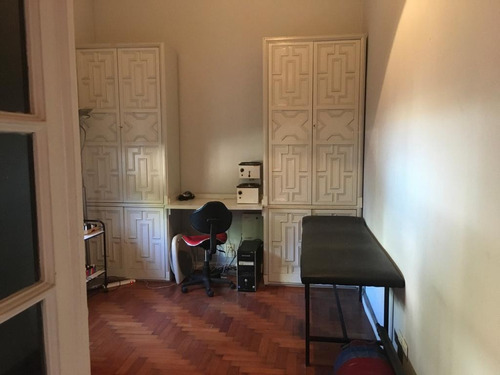 Imagen 16 de 18 de Excelente Casa Con Cochera 5 Ambientes Impecable!