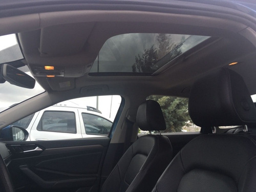 Imagen 9 de 13 de Volkswagen Jetta 2020 1.4 T Fsi Highline Tiptronic