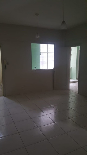 Apartamento À Venda Na Rua Rio De Janeiro, Centro, Belo Horizonte - Mg - Liv-8868