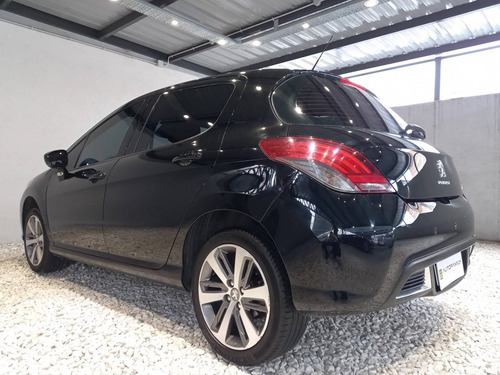 Imagen 7 de 11 de Peugeot 308 1.6 Feline Hdi 115cv