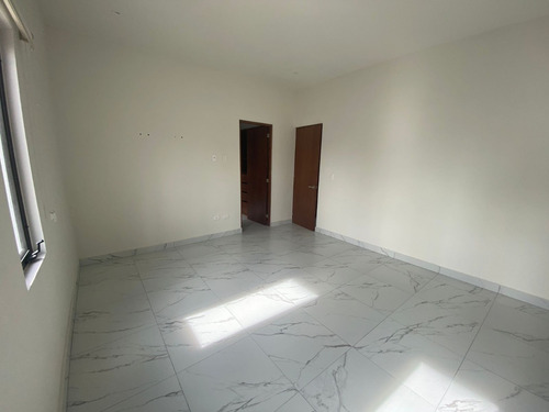 Casa En Venta En Residencial Aqua By Cumbres
